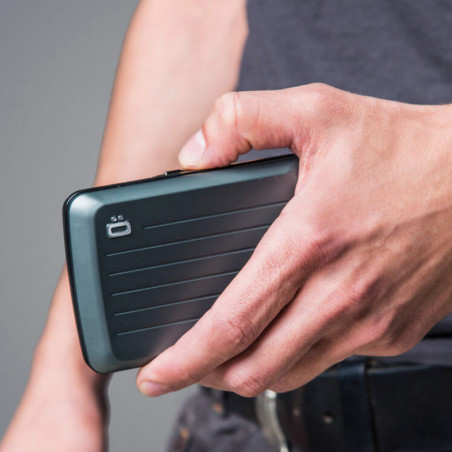 Ogon Stockholm V2 Card Holder Platinum