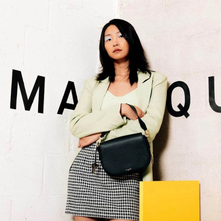 Le Tanneur Gisèle Medium Shoulder Bag in Grained Leather