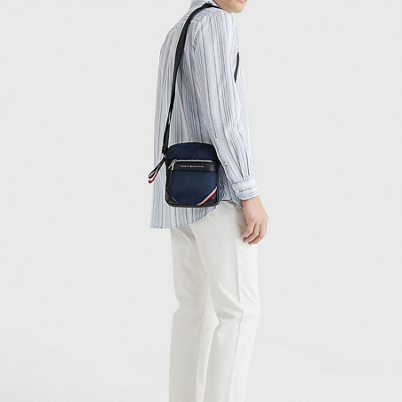 Tommy Hilfiger 1985 Nylon Small Duffel Bag Dw5 Desert Sky