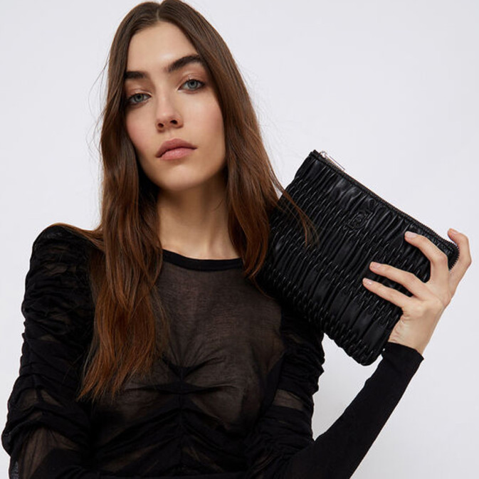 LIU.JO Pouch with Shoulder Strap Quilted E0449 Black