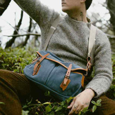 Bleu de Chauffe Fisherman's Musette Bag M Cotton and Leather Navy Blue