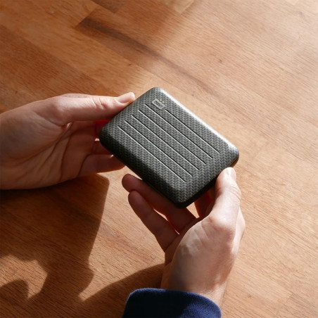 Ogon Stockholm V2 Card Holder Carbon