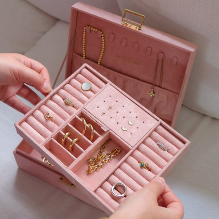 Maison Scarlett Louise Velvet Jewelry Box