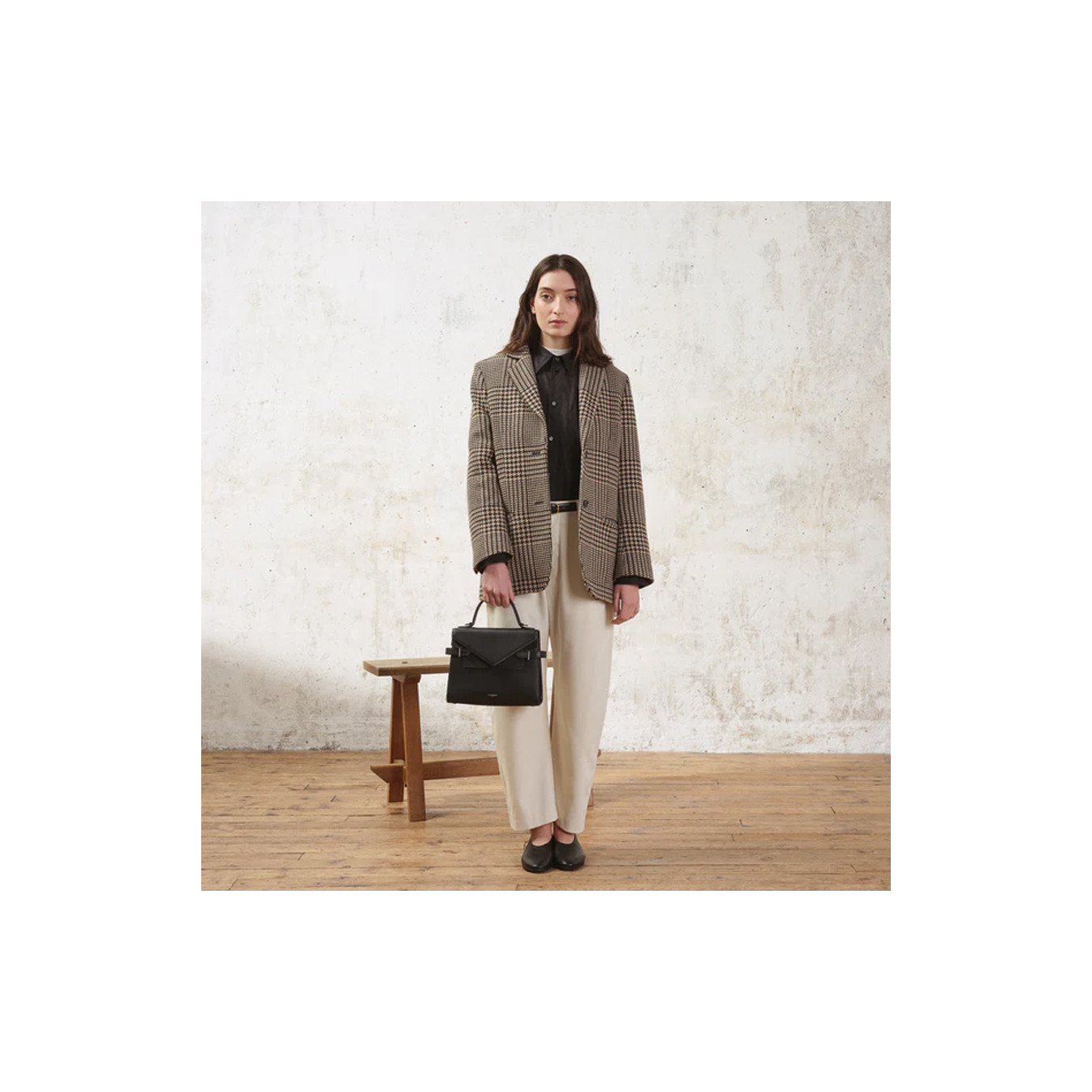 Le Tanneur Emilie Double Flap Handbag in Black Grained Leather