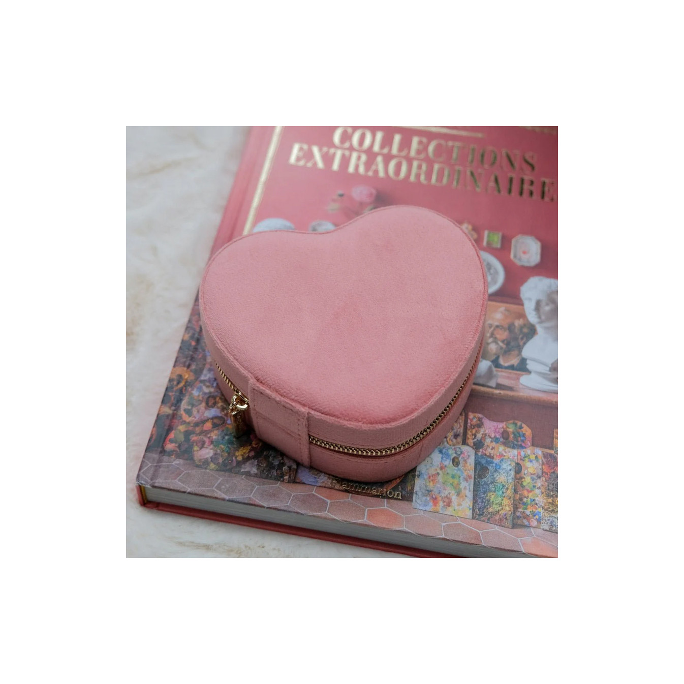 Maison Scarlett Celeste Jewelry Box Heart Pink Velvet