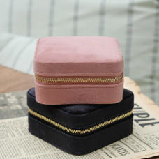 Maison Scarlett Travel Jewelry Box Corinne Velvet Rose