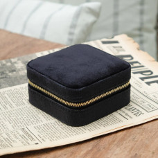 Maison Scarlett Travel Jewelry Box Corinne Velvet Black