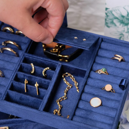 Maison Scarlett Rose Velvet Jewelry Box Denise