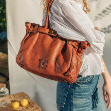 Biba Boston Shoulder Bag Kelly BT26 Leather