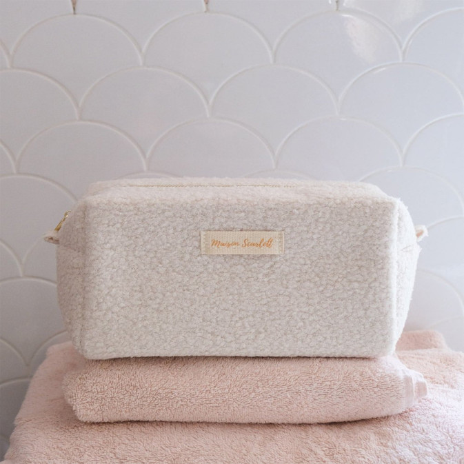 Maison Scarlett Charlotte L Size Teddy White Toiletry Bag