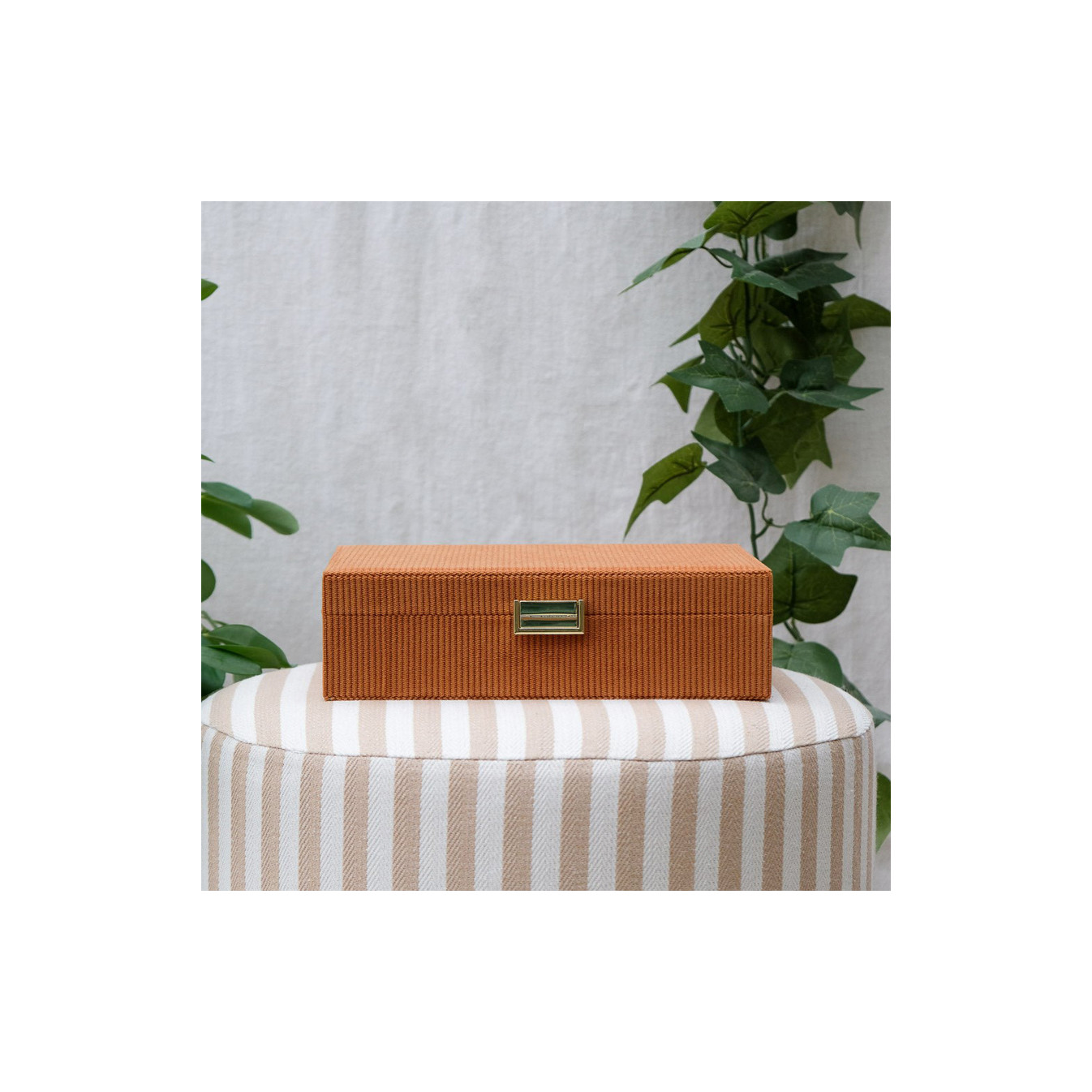 Maison Scarlett Camel Côtelé Velvet Louise Jewelry Box