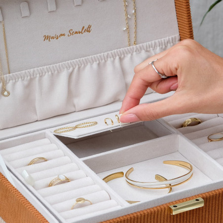 Maison Scarlett Camel Côtelé Velvet Louise Jewelry Box