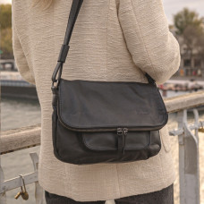 Léa Toni Small Crossbody Bag with Flap Cybèlie Leather Black