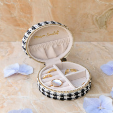 Maison Scarlett Travel Jewelry Box Yvonne in Chicken Feet