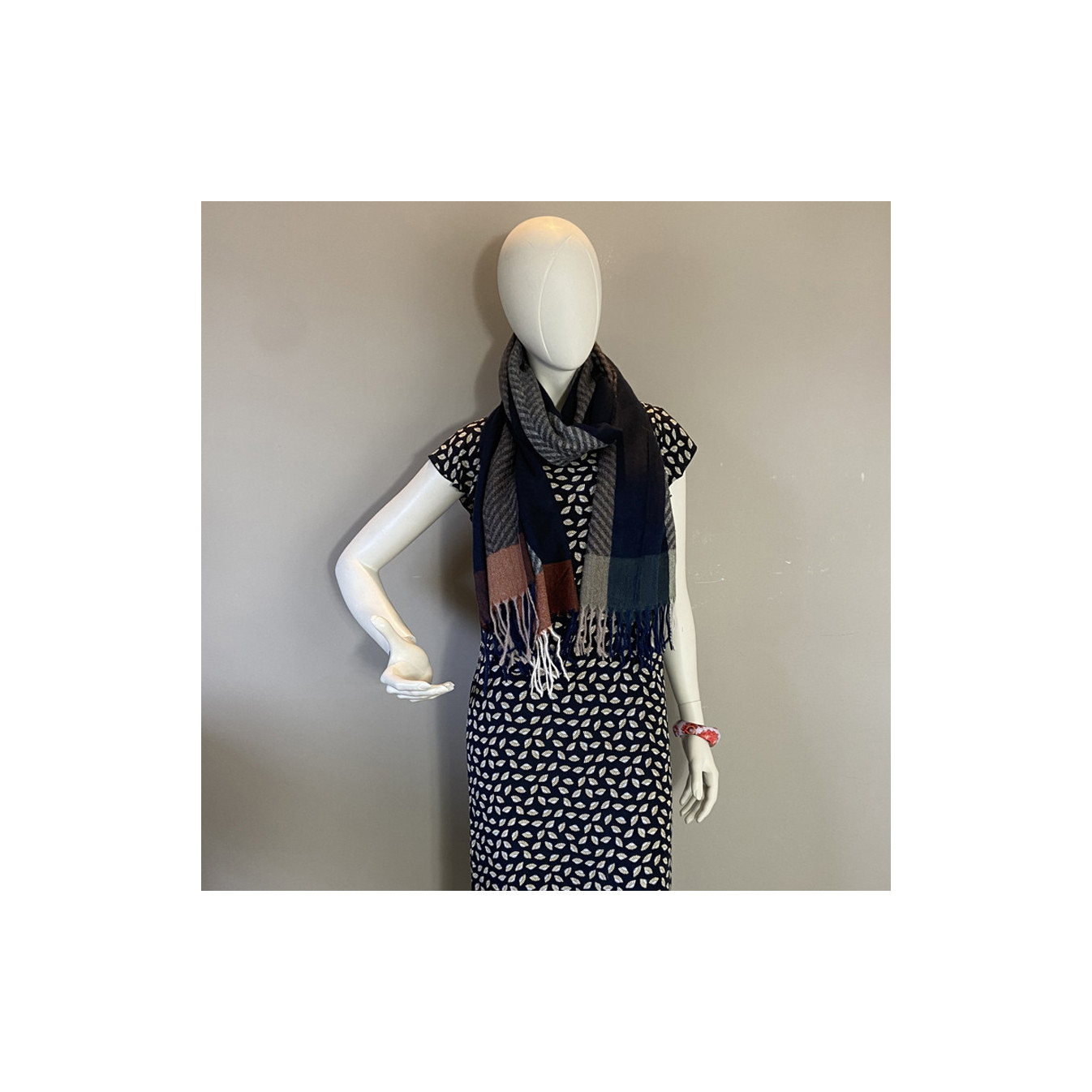 Atoll Palm Fringed Scarf Black