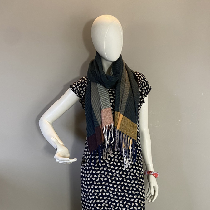 Atoll Palm Fringed Scarf Dark Green