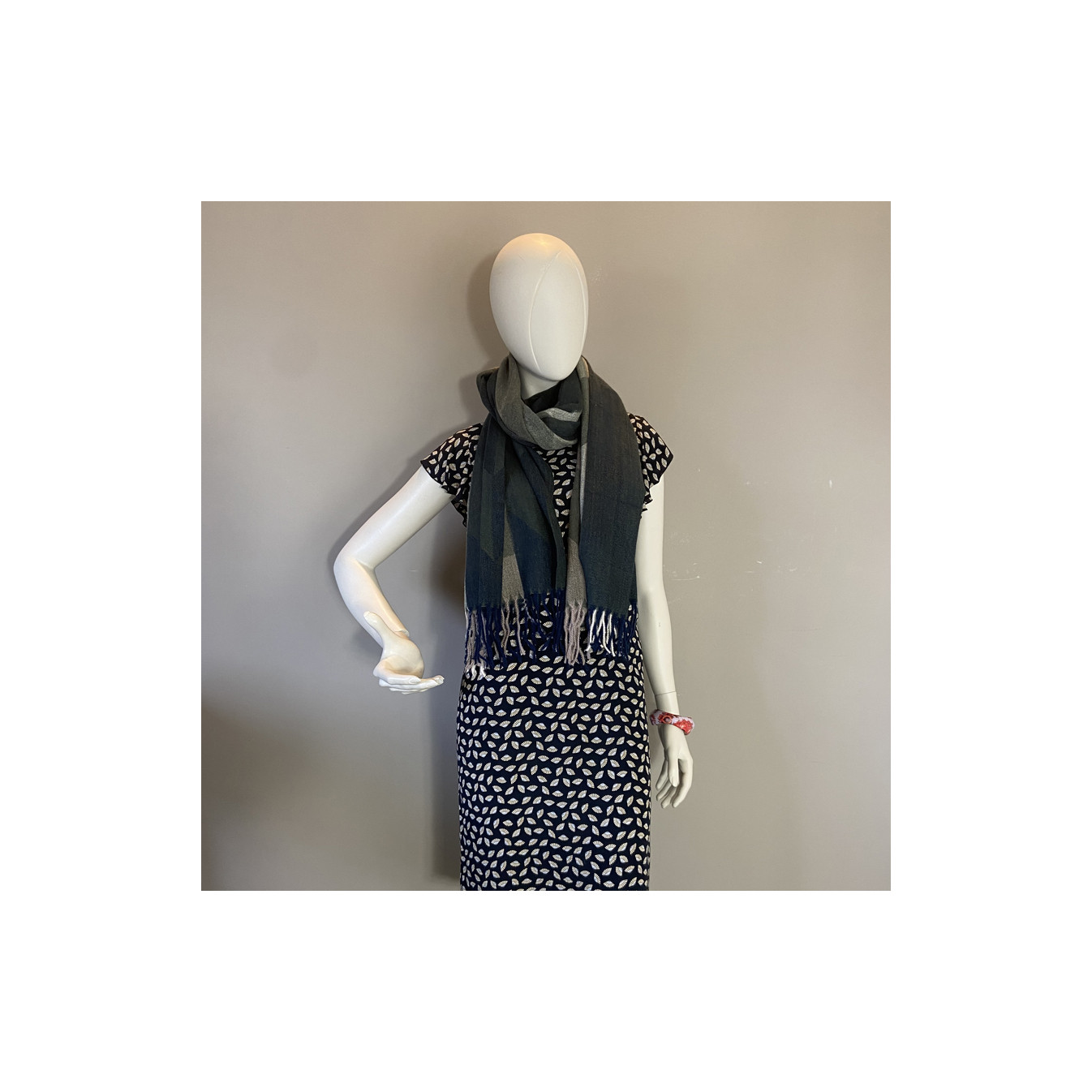 Atoll Palm Warm Scarf Dark Green