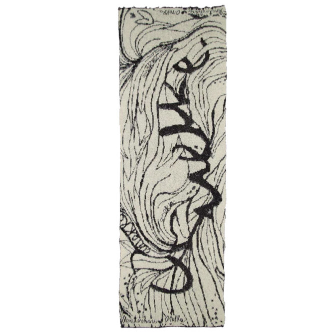 Anekke Soft Scarf Black And White: A true cocoon of softness!