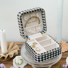 Maison Scarlett Corinne Travel Jewelry Box Hen's Nest Black