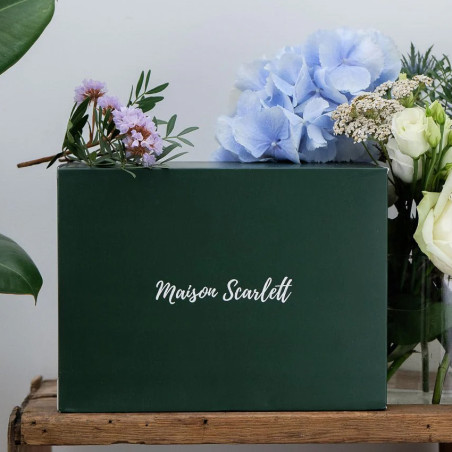 Maison Scarlett Louise Velvet Côtelé Green Jewelry Box