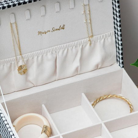 Maison Scarlett Louise Jewelry Box Black Peg Leg