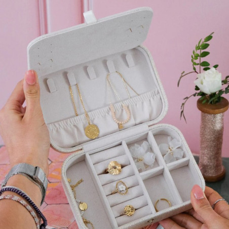 Maison Scarlett Brigitte Boite A Bijoux De Voyage En Lin Rose  rangement collier