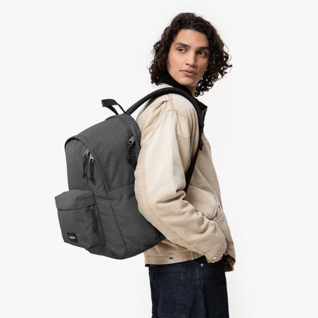 Eastpak Day Office Sac A Dos 77h Black Denim porté