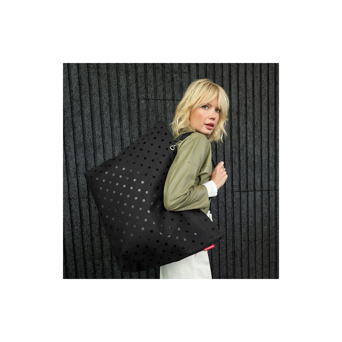 Reisenthel Shopper XL Porté Epaule Glossy Dots Black