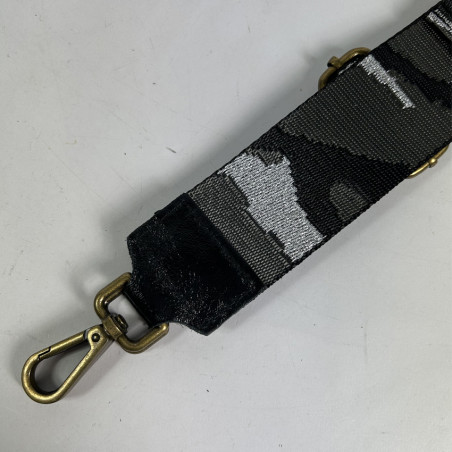 Farfouillette Bandoulière AH25 Camouflage Noir de près
