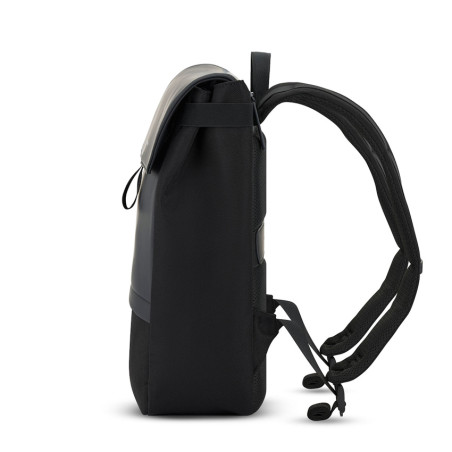 Kapten & Son Fyn 16" All Black Laptop Backpack