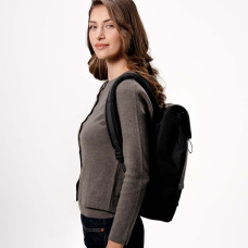 Kapten & Son Fyn 16" All Black Laptop Backpack