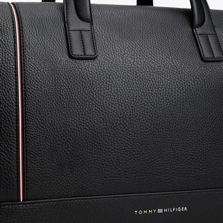 Tommy Hilfiger Th Central Sac Duffle En Cuir Grainé Bds Black de près