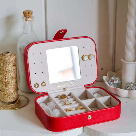 Maison Scarlett Travel Jewelry Box Brigitte PU Red