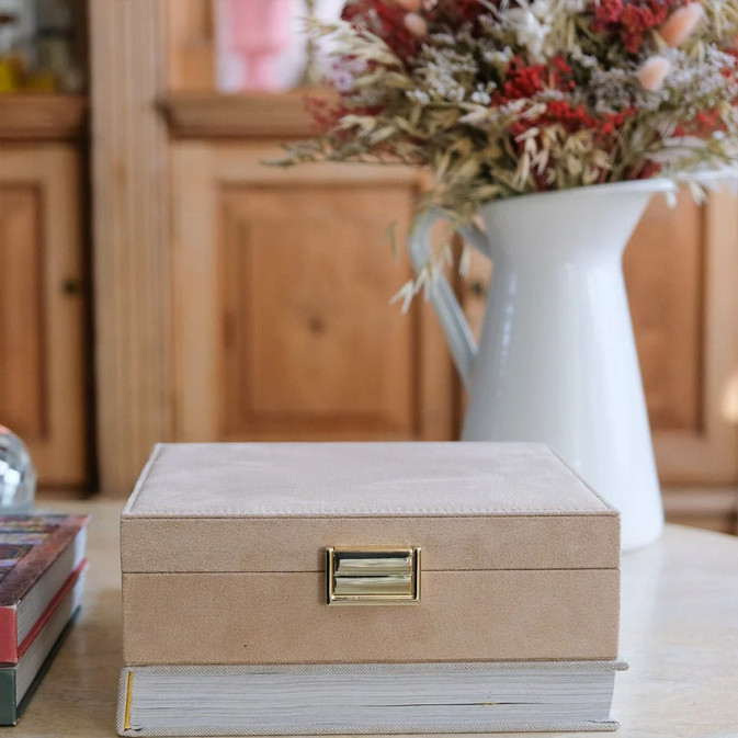 Maison Scarlett Anne Velvet Jewelry Box Beige