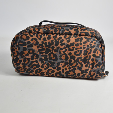 Le Voyage En Panier Fauvette Toiletry Bag Doudoune Leopard Camel