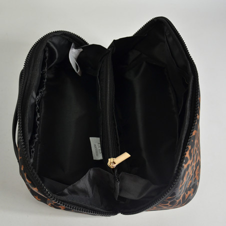Le Voyage En Panier Fauvette Toiletry Bag Doudoune Leopard Camel