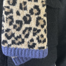 Fonem Touch Leopard Warm Scarf With Leopard Patterns Beige