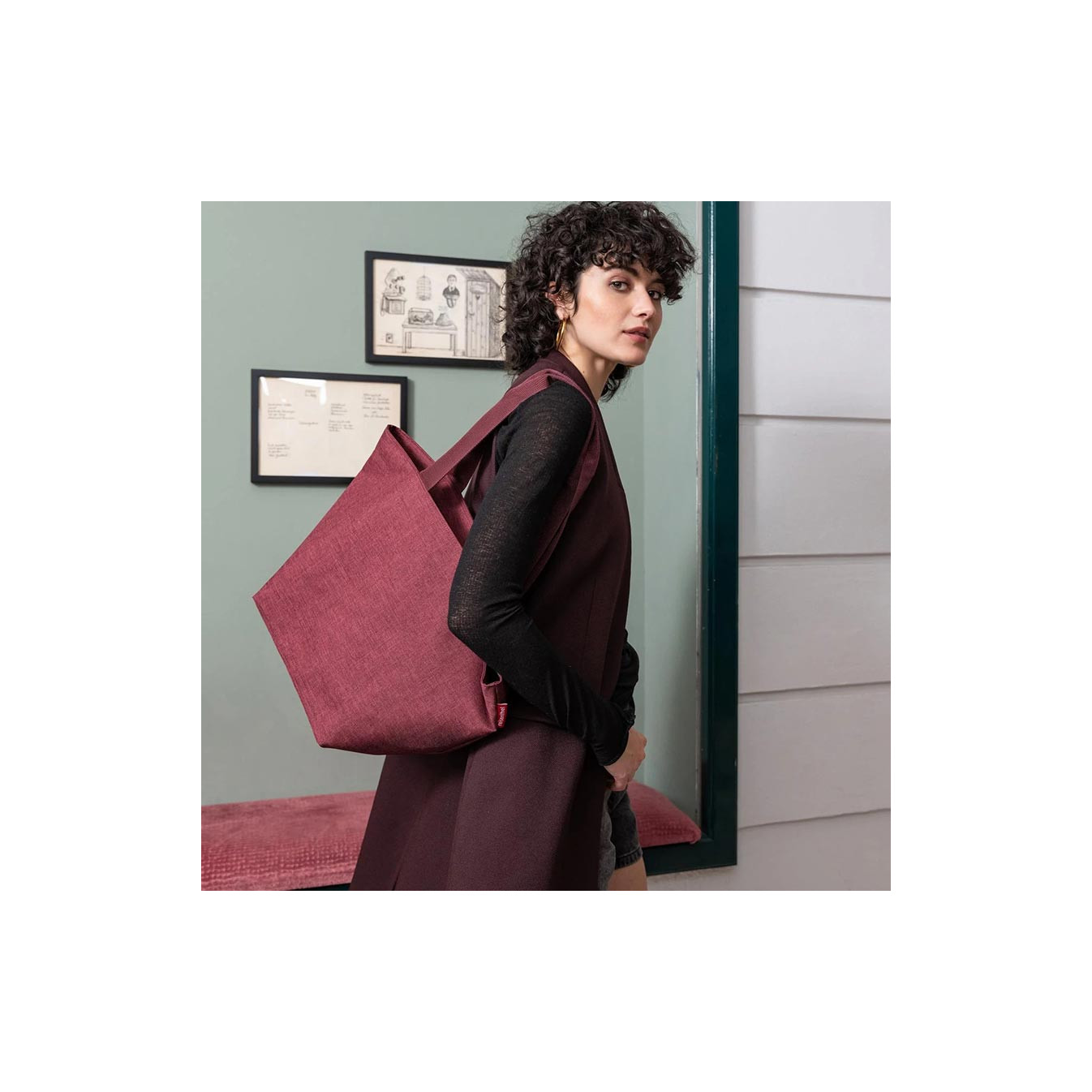 Reisenthel Shopper M Shoulder Twist Maroon