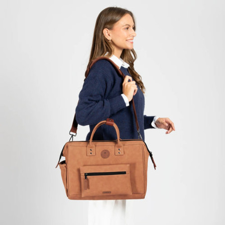 Messenger V2 16" Laptop Bag Moscow