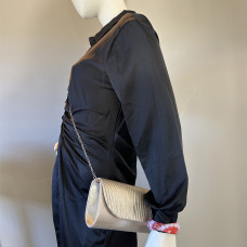 Farfouillette Pochette De Mariage A Rabat Côtelé Doré porté