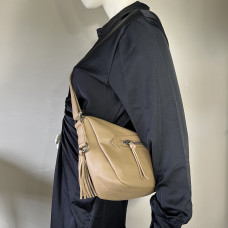Farfouillette Large Banana Bag Faux Cuir Grainé Sable