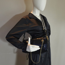 Mila Louise Nawell RX Sac Trotteur Cuir Irisé Noir porté épaule