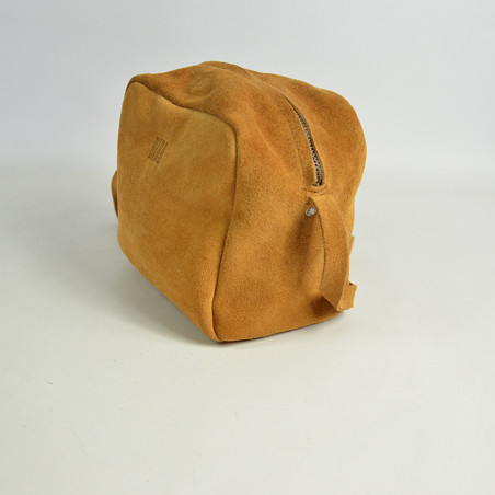 Biba Ely Shoulder Bag Cube in Velvet Leather ELY2L Cuero