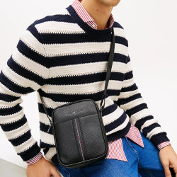 Tommy Hilfiger TH Central Reporter Bag with Textured Details BDS Black