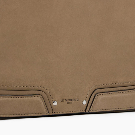 Le Tanneur Ella Grand Sac Bandoulière En Cuir Lisse Et Nubuck Ecorce près