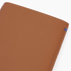 The Tanneur Martin Large Zippered Smooth Leather Anti RFID Tan