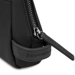 Kapten & Son Trevi All Black Toiletry Bag
