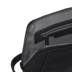 Kapten & Son Trevi All Black Toiletry Bag