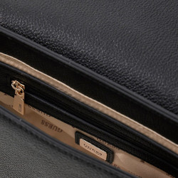 Guess Isola Sac Porté Travers Black ouvert
