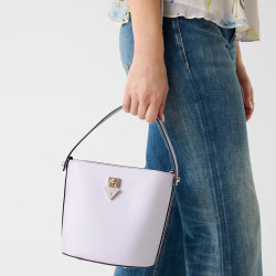 Guess Patsie Mini Sac Seau Lila porté main